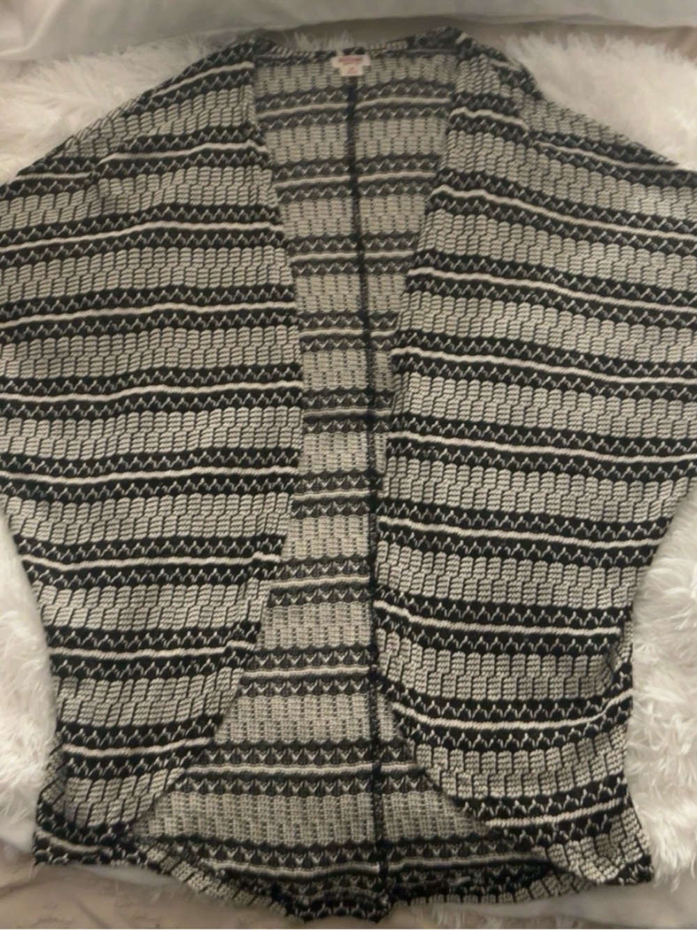 Black & Cream Open-Front Knit Cardigan